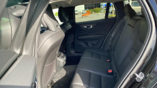 Volvo V60 2.0 B4P Plus Dark 5dr Auto [7 speed] Petrol Estate